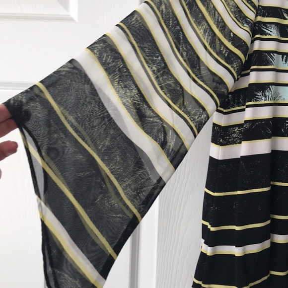 Chiffon top - Picture 2 of 2